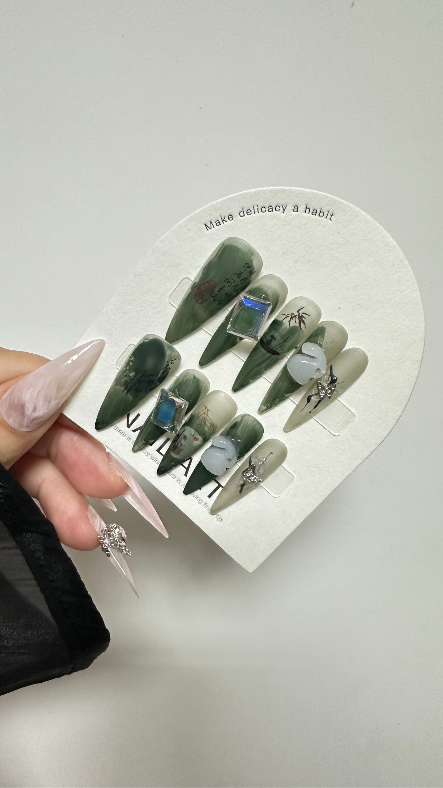 L013,Crazy Bee Press on Nails, Fake  Nails